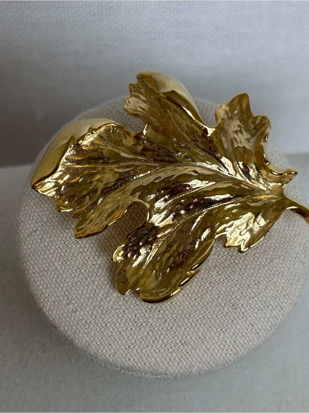 Vintage MCM Gold Tone Leaf Pin Brooch 2.5 Inches